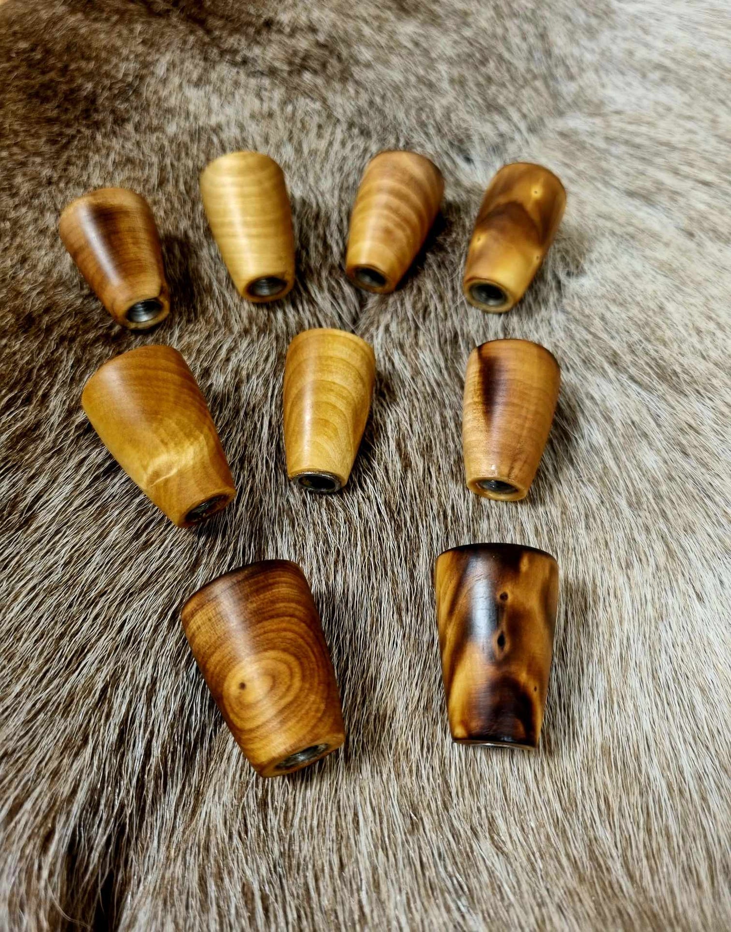 Slutstycksknopp i Trä BRUN / M6