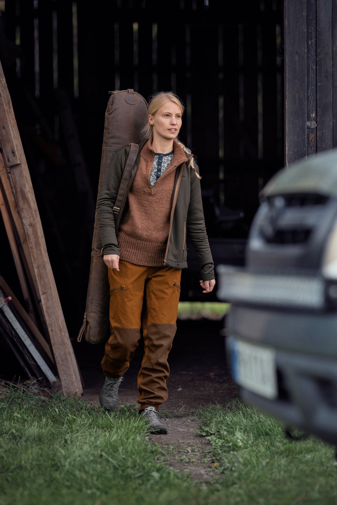 Elliot Fleece DARK BROWN / L