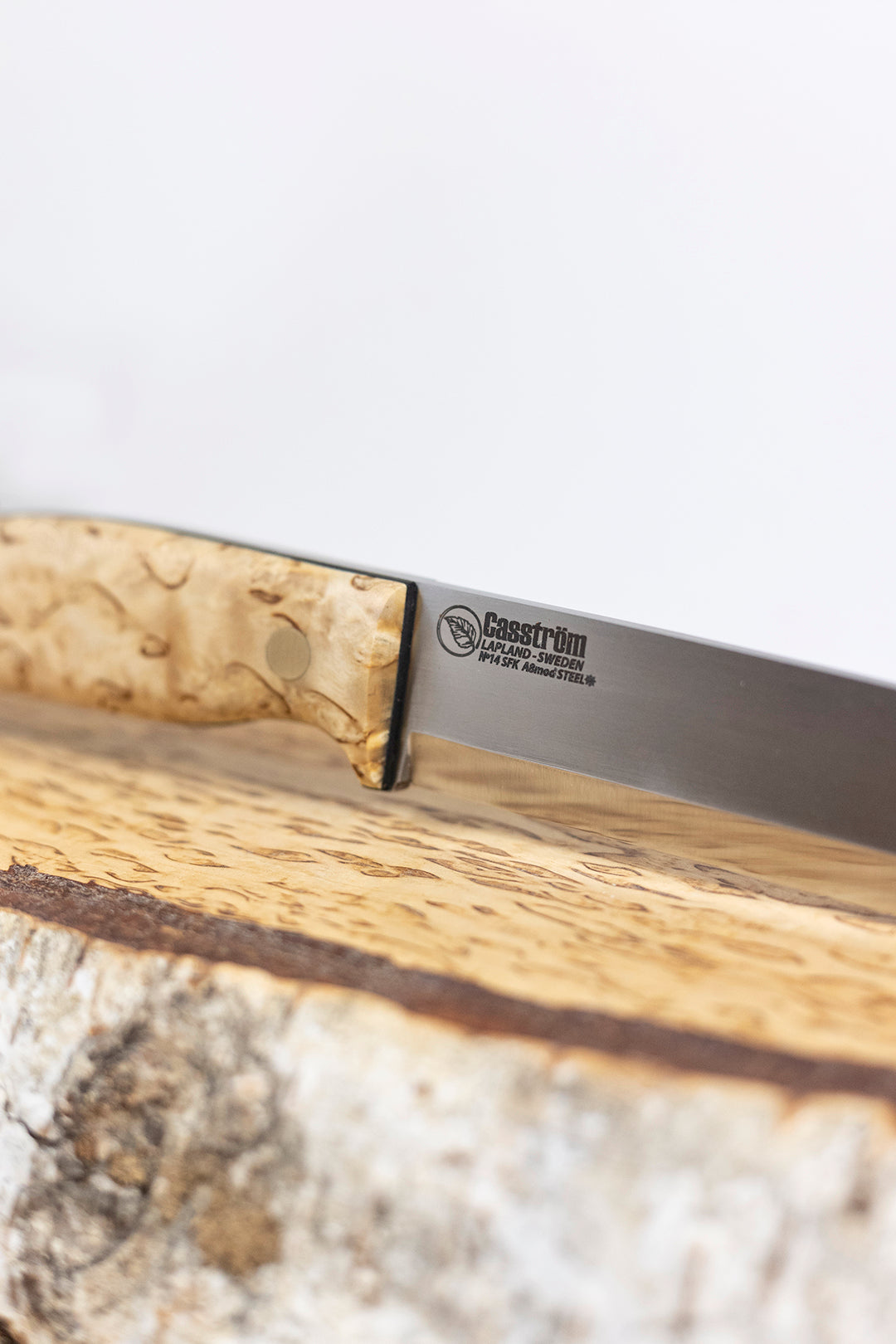 No.14 Swedish Forest Knife Masurbjörk MASURBJÖRK MED TÄNDSTÅL / ONE SIZE