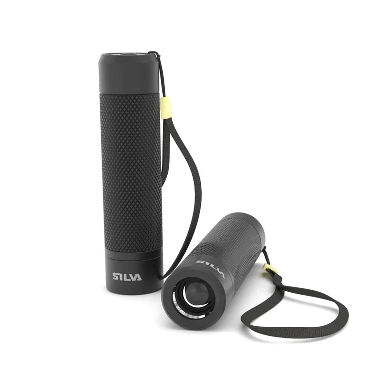 Ficklampa Gear 400 - Vattentät och Dammtät