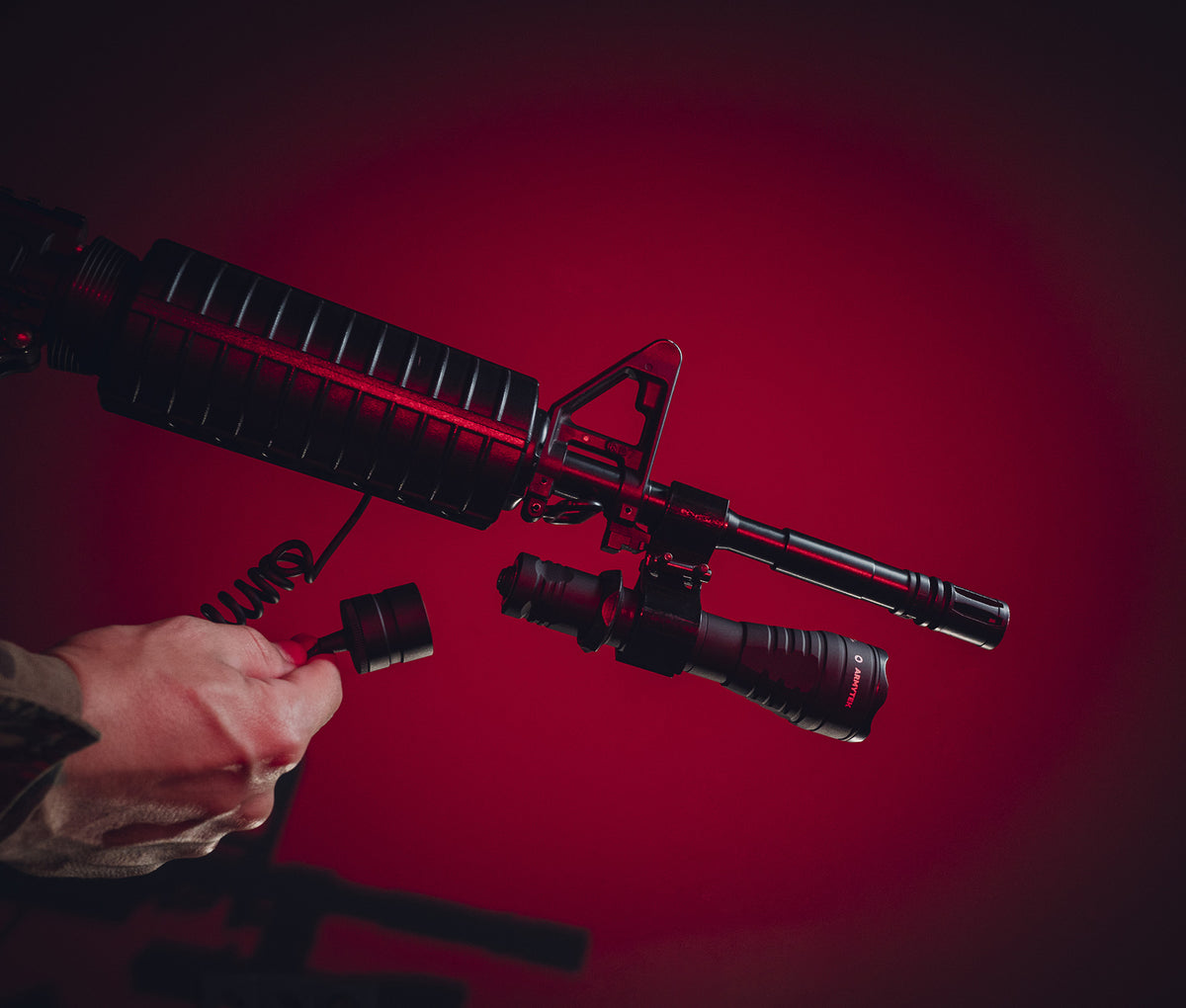 Weapon Mount AWM-01 Universalfäste för vapenlampor